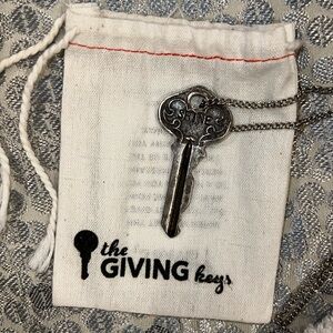 The Giving Keys SHINE vintage look necklace